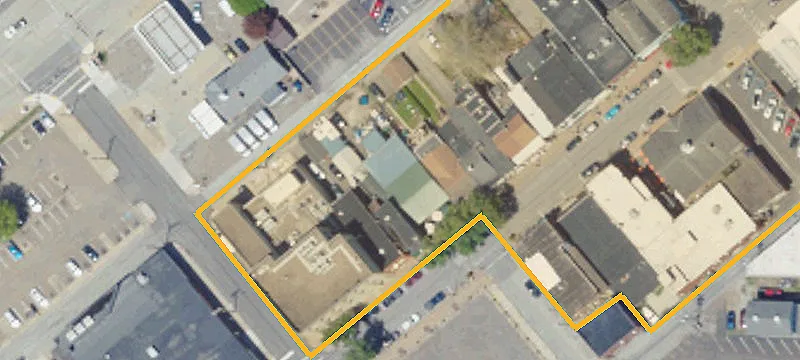 215 Main St