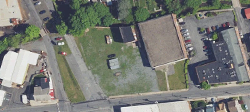 215 Pne St
