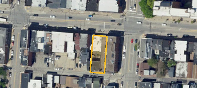 2022 Carson St