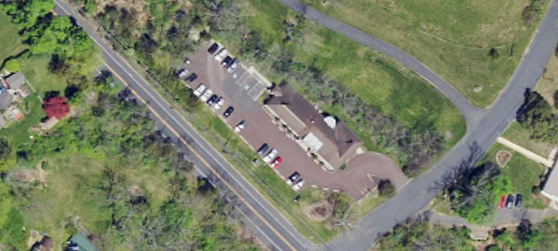 102 Memorial Dr