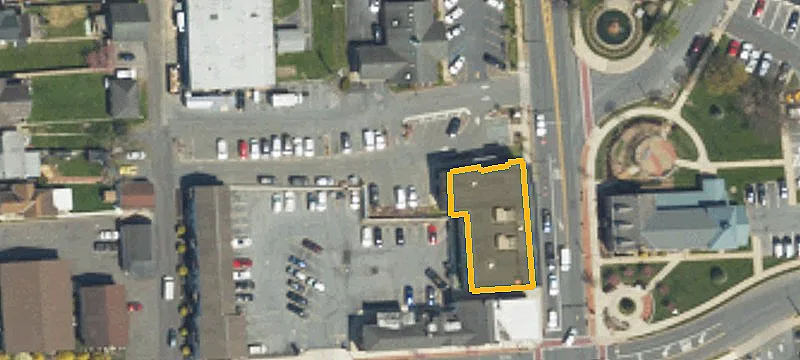 708 Main St
