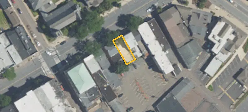 124 Main St