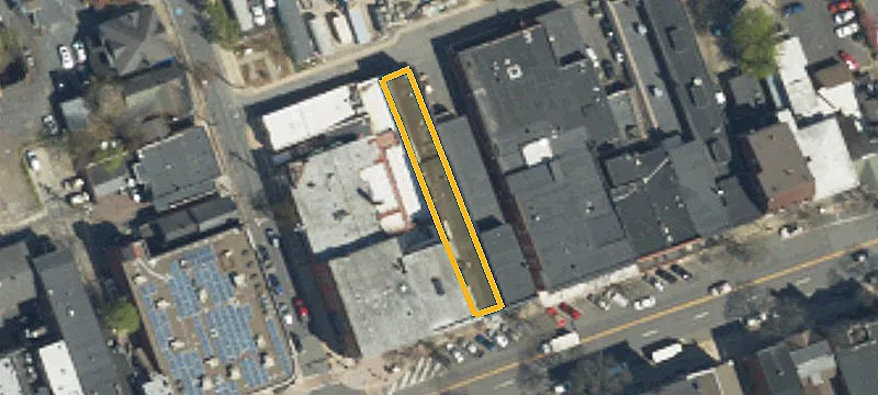 578 Main St