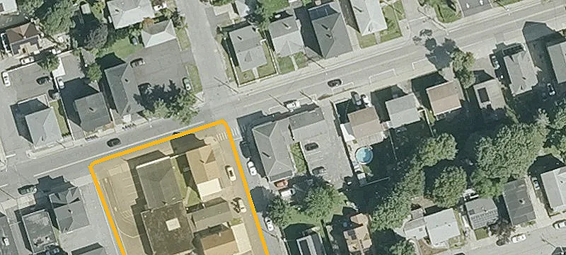 958 Mineral Spg Ave