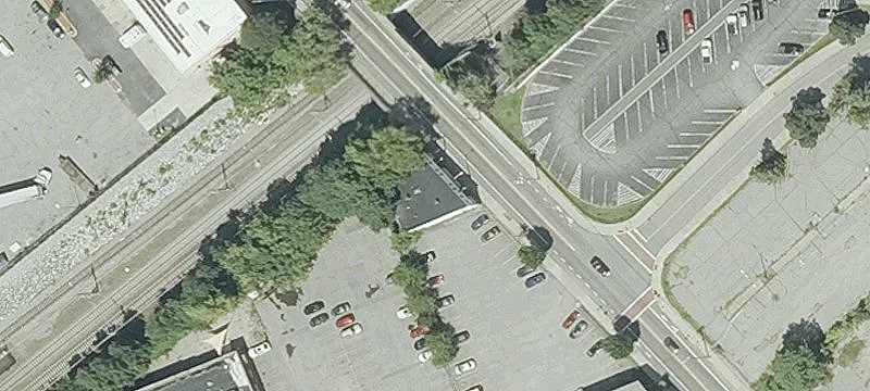 140 Dexter St