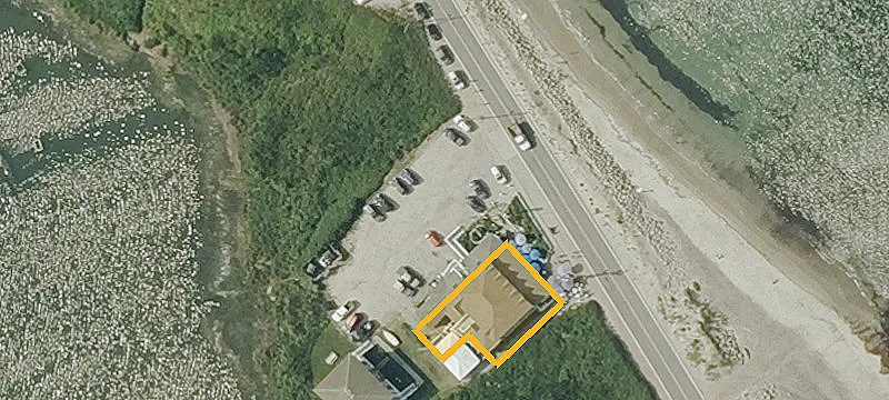 598 Corn Nck Rd