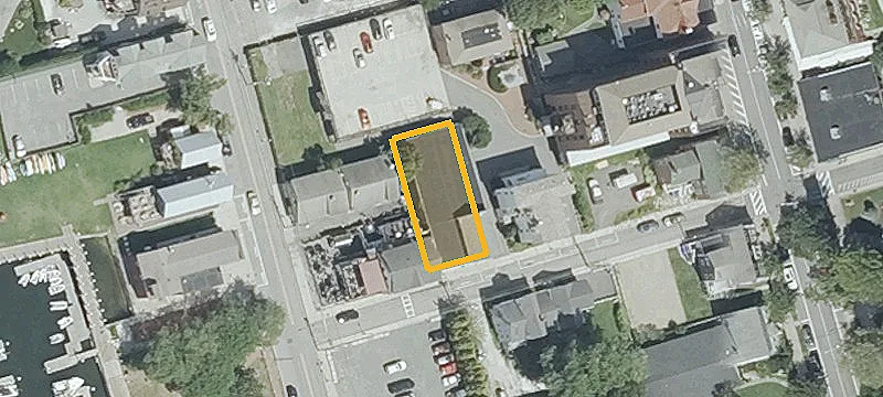 11 John St