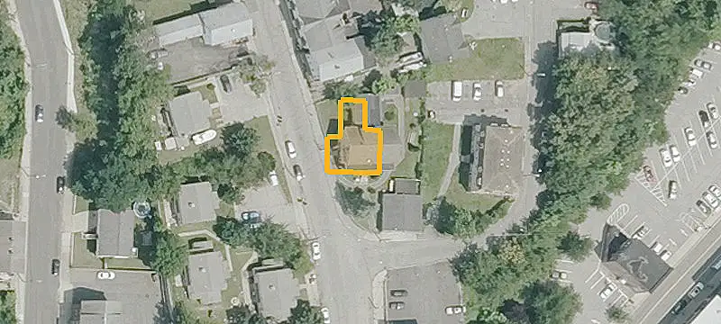 107 Arnold St