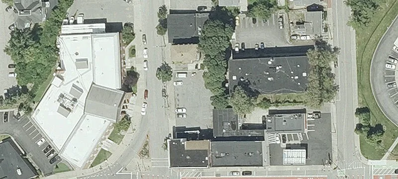 41 Montgomery St