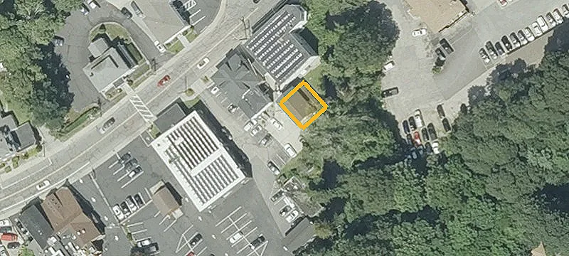 422 Main St