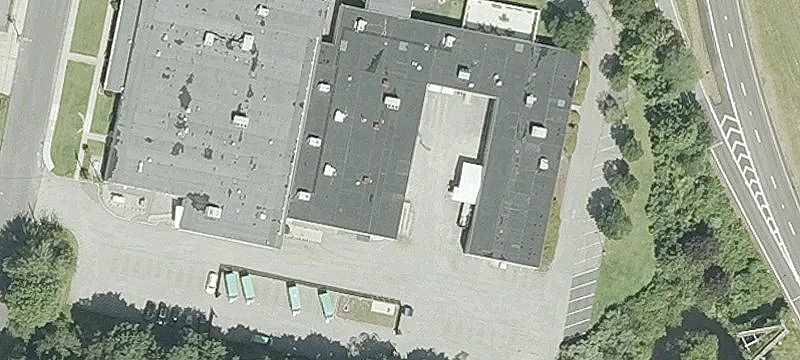 10 Tripps Ln