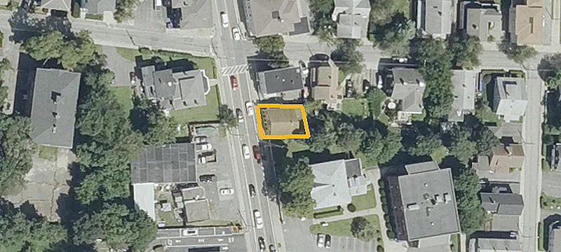 352 Main St
