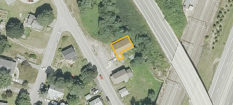 584 Davisville Rd