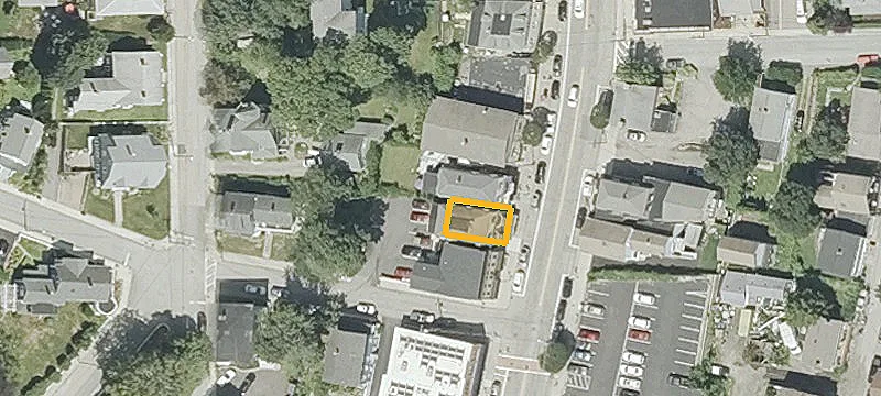 307 Main St