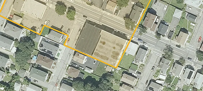 245 Warren Ave