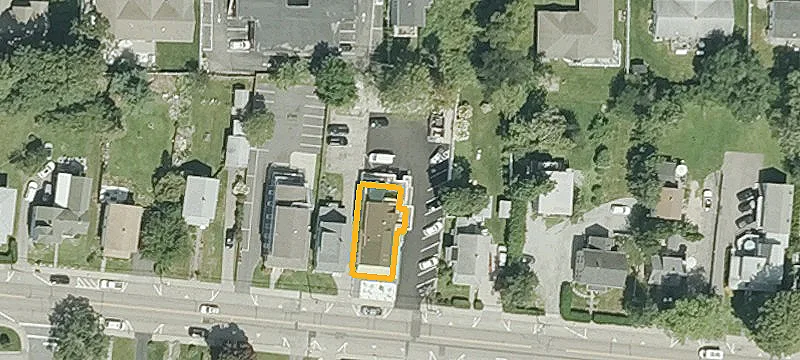 83 Narragansett Ave