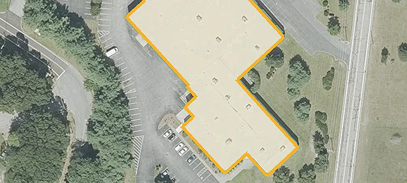 135 Circuit Dr