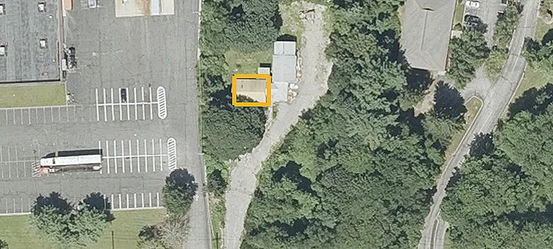 889 Centerville Rd