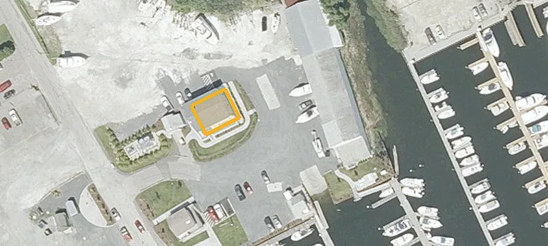 138 Wharf Rd