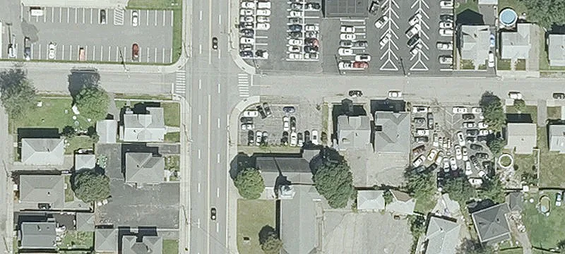 923 Newport Ave