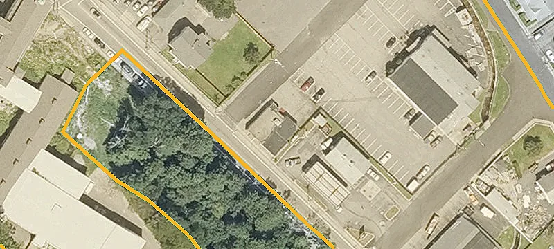 850 Main St