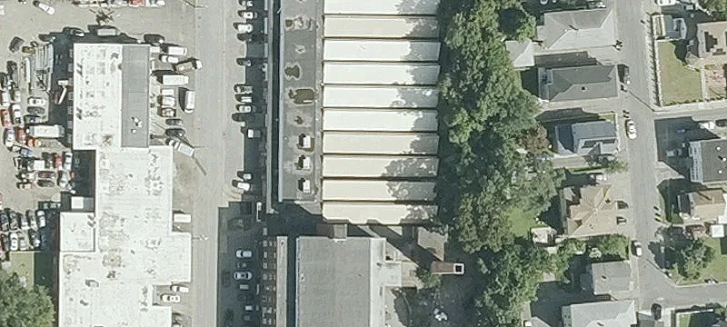 250 Esten Ave