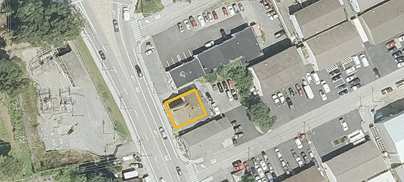 3070 Post Rd