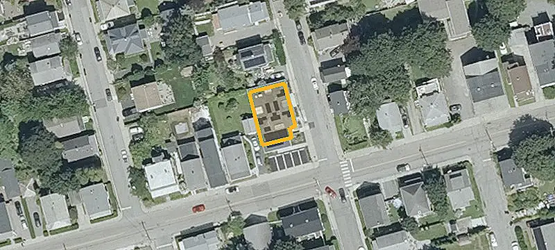 112 Van Zandt Ave