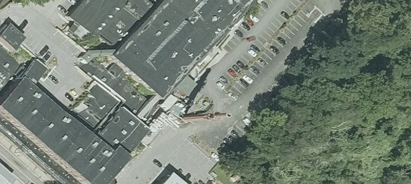 1117th Douglas Ave