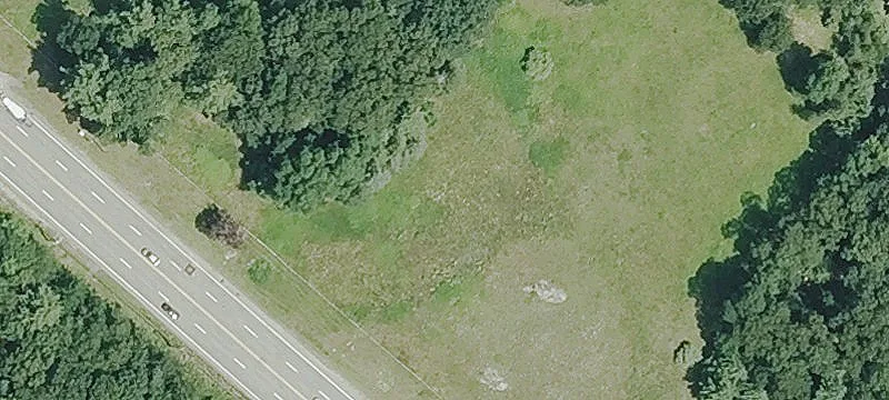 1045 Douglas Pike