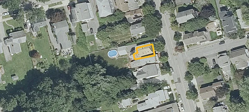 379 High St