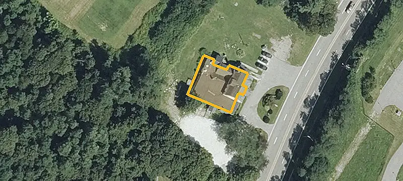 2221 Main Rd