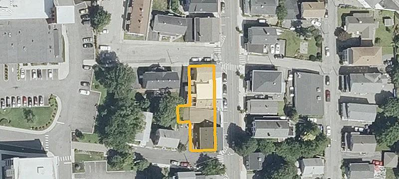 49 Water St