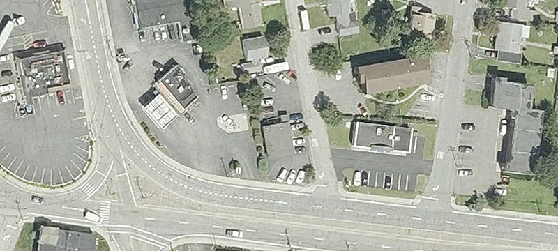 982 Willett Ave