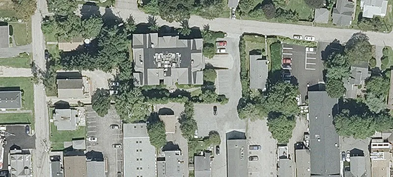28 Narragansett Ave, Unit 2