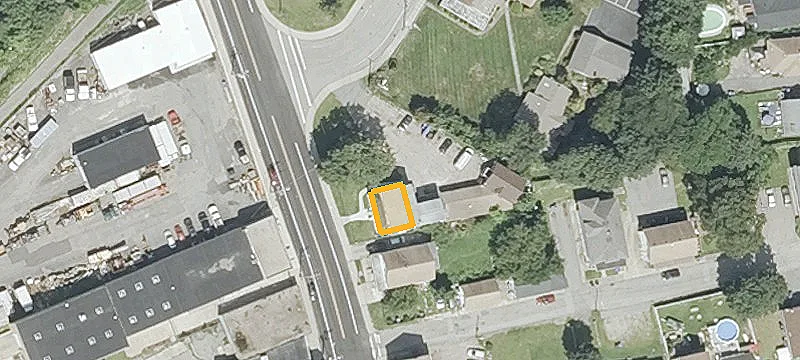 1342 Main St