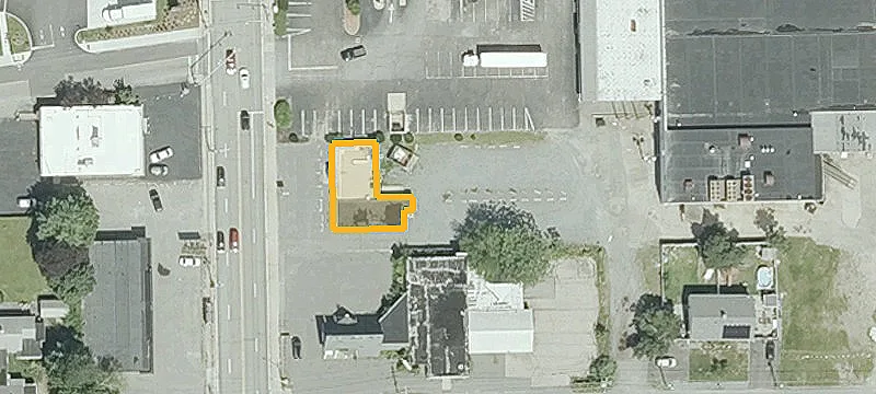 140 Newport Ave