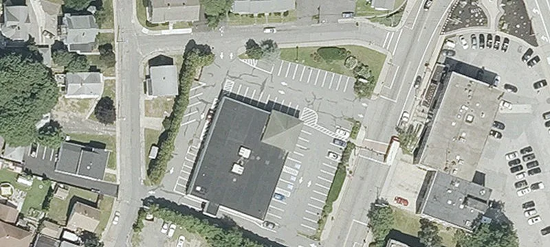 1185 Main St