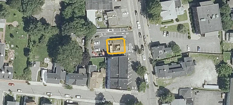 375 Main St