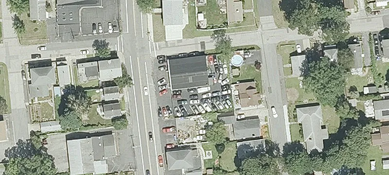 450 Bullocks Pt Ave