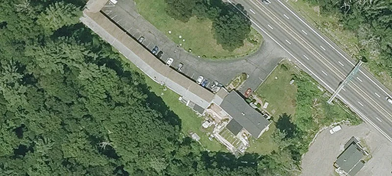 797 Eddie Dowling Hwy