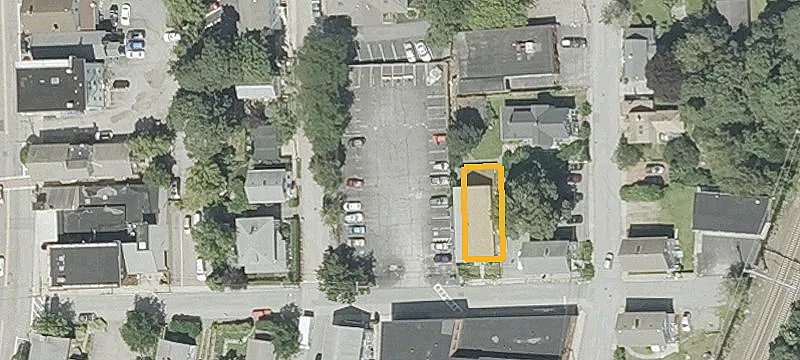 33 Long St