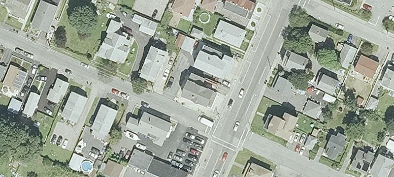 671 Broadway, Unit 673
