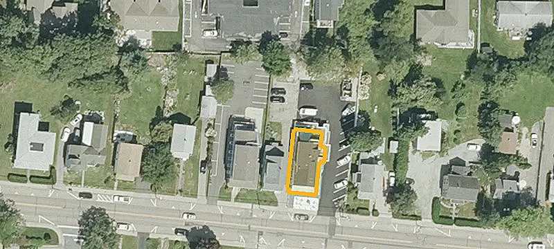 85 Narragansett Ave