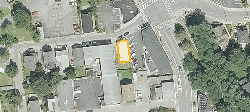 10 Lincoln Ave