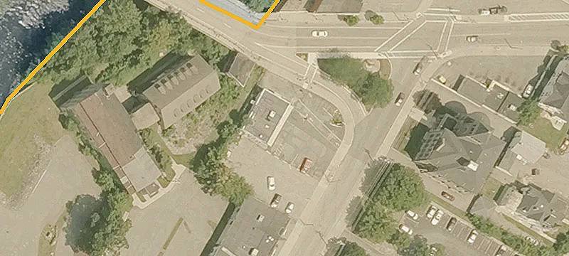 17 Frnt St