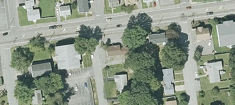 2050 Mineral Spg Ave