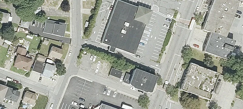 1155 Main St