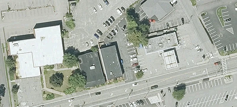 1935 Mineral Spg Ave