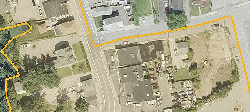 936 Main St